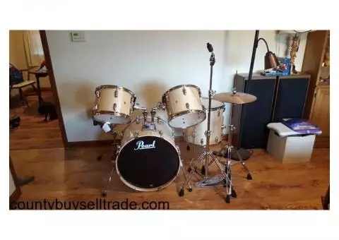 Pearl Vision Drum Set! Like new! Only played 5 times